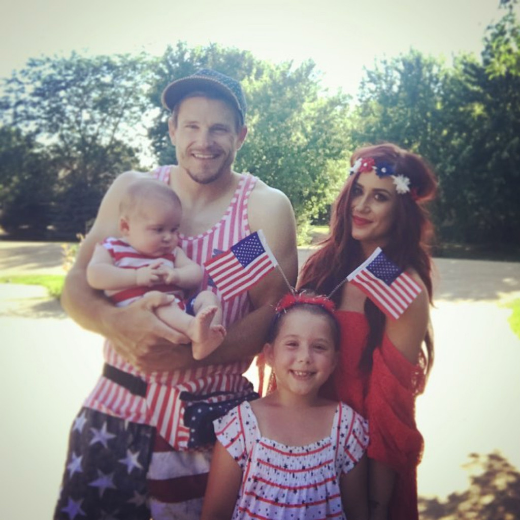 Inside Chelsea Houska S Dramatic Trying Teen Mom Journey E Online